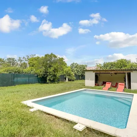 De Gamme Avec Piscine Villa *